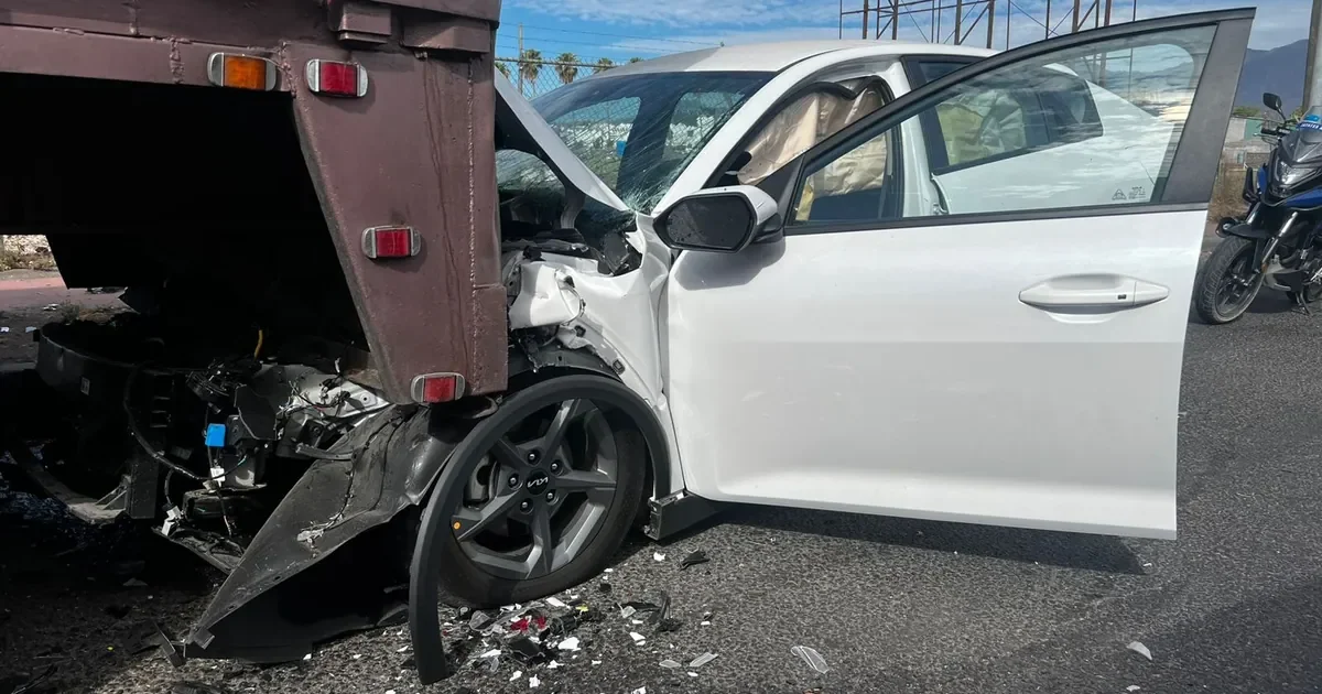 Accidente en carretera Tepic-Guadalajara deja un lesionado tras choque con tráiler