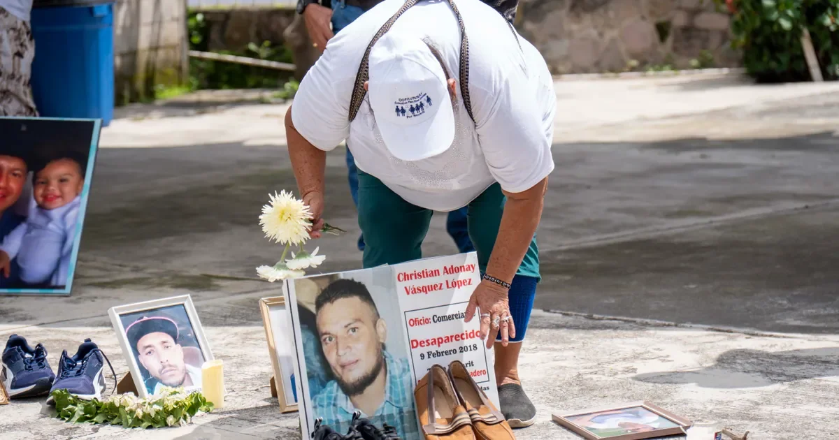 Familias de desaparecidos marchan en Nayarit y exigen justicia nueve años después