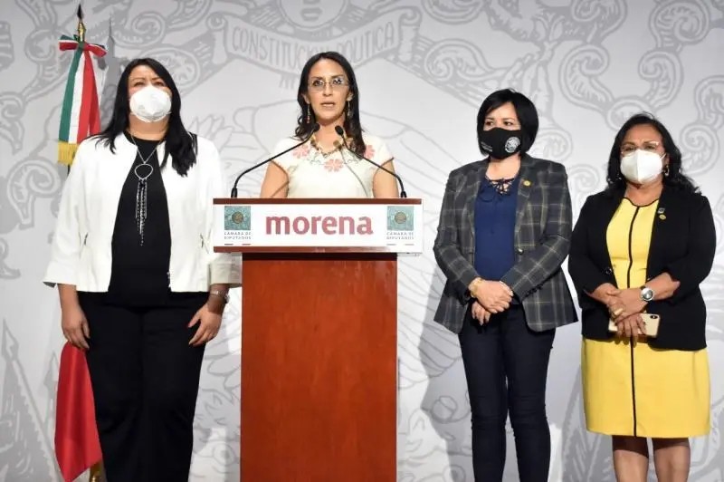 Presentan iniciativa para garantizar paridad de género en gubernaturas