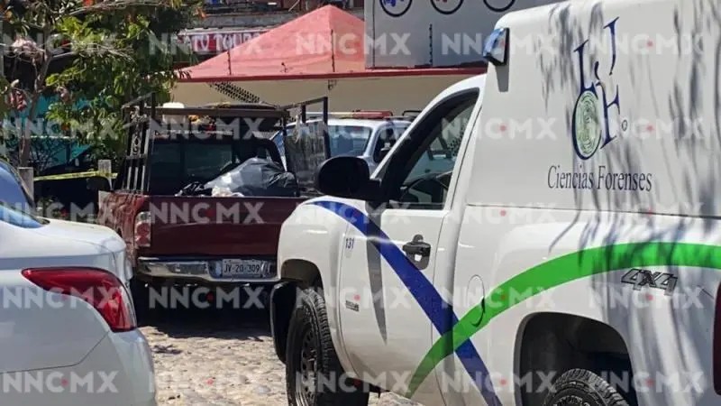 Muere mujer tras caída de camioneta en la carretera a Mismaloya