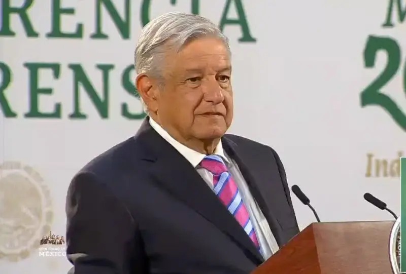 En delitos de servidores públicos debe haber transparencia: AMLO