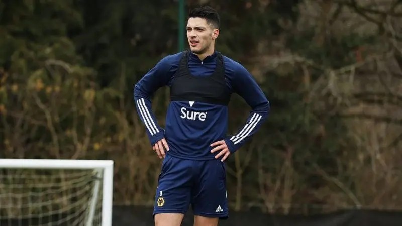 Raúl Jiménez sigue progresando positivamente en su recuperación