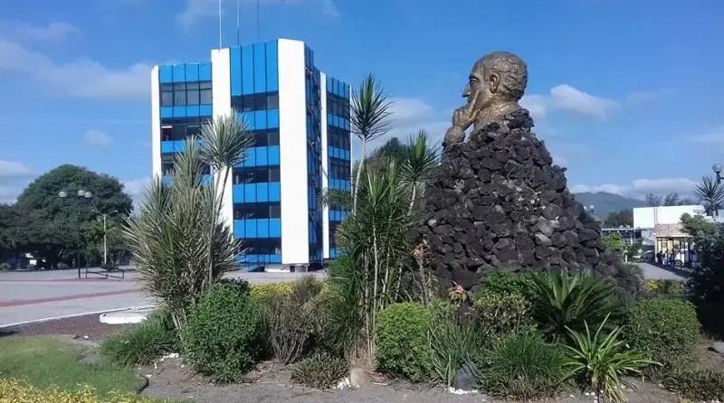 Entrega de recursos a la UAN reactivará área de control escolar: Diputado