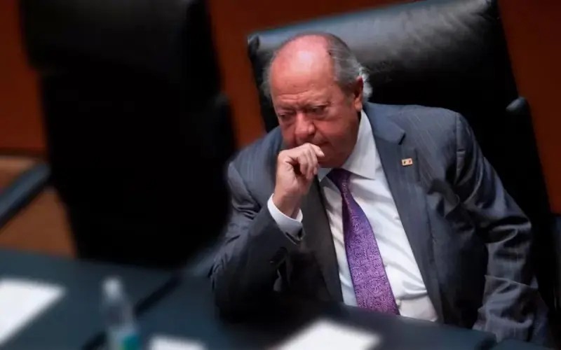 AMLO confirma que Deschamps renunció a Pemex “por voluntad propia”