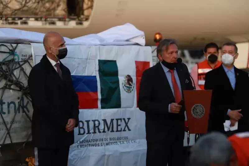 México recibe 500 mil vacunas contra Covid-19 Sputnik V
