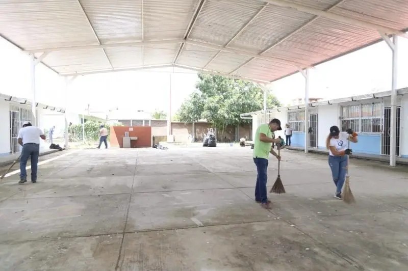 Impulsa Jaime Cuevas mejoramiento de espacios públicos