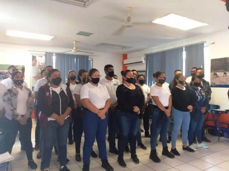 Arturo Dávalos da Bienvenida a Cadetes de la 16ª Generación