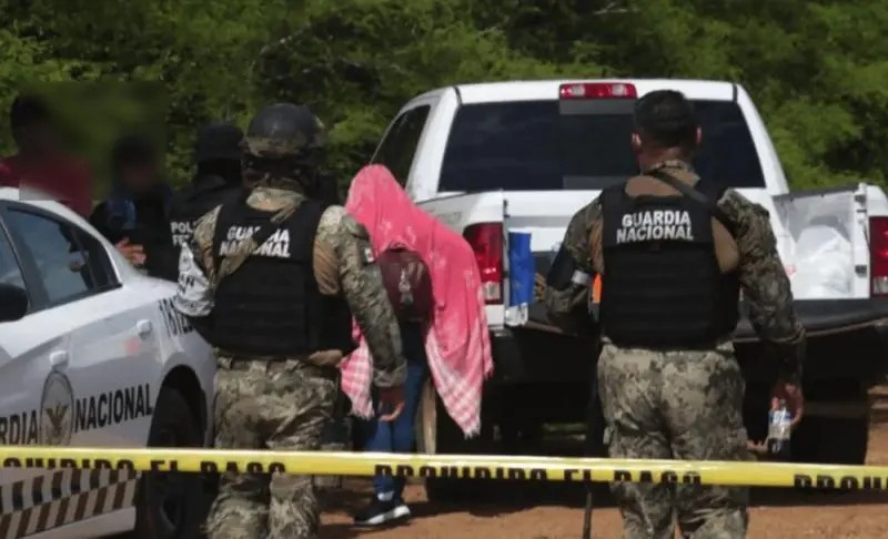 Sinaloa. Rastreadoras localizan otra fosa clandestina
