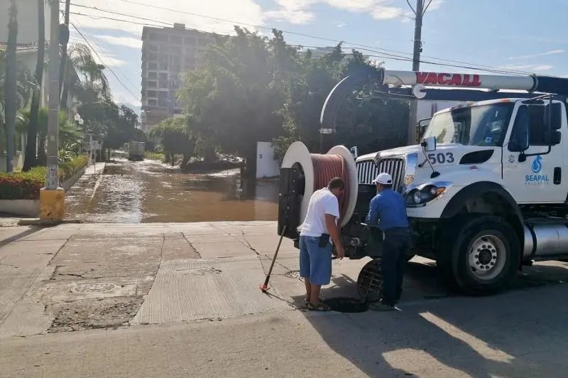 Intensifica SEAPAL Acciones Para Evitar Agua Pluvial en red Sanitaria