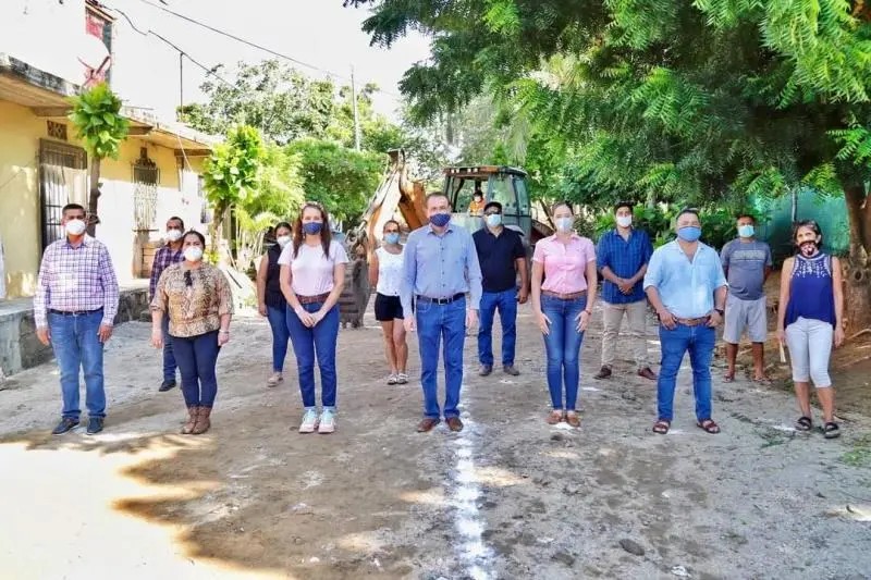 Inicia Jaime Cuevas más obras de rehabilitación de vialidades