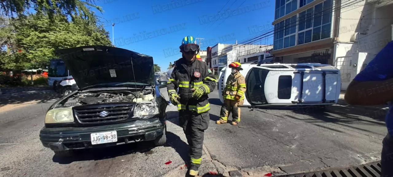 ¡choque y volcadura en puerto vallarta!