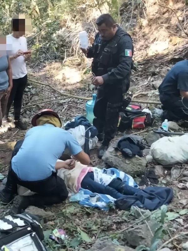 Accidente familiar en Compostela; Reportan dos lesionadas