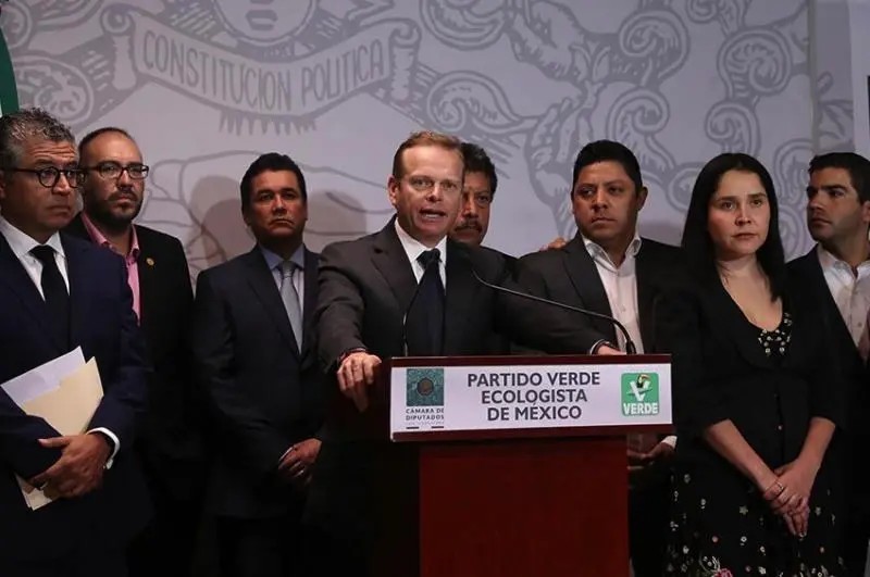 México. Proponen otorgar descanso con goce de sueldo a trabajadores por muerte de un familiar