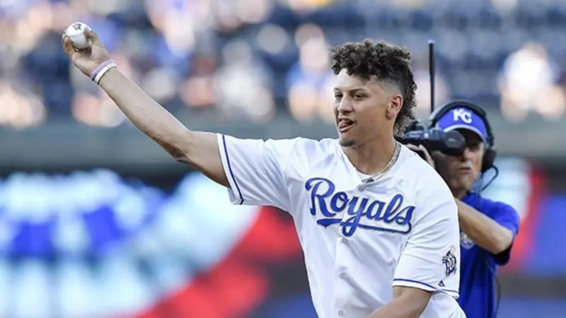 Oficial: Patrick Mahomes, nuevo dueño de Kansas City Royals