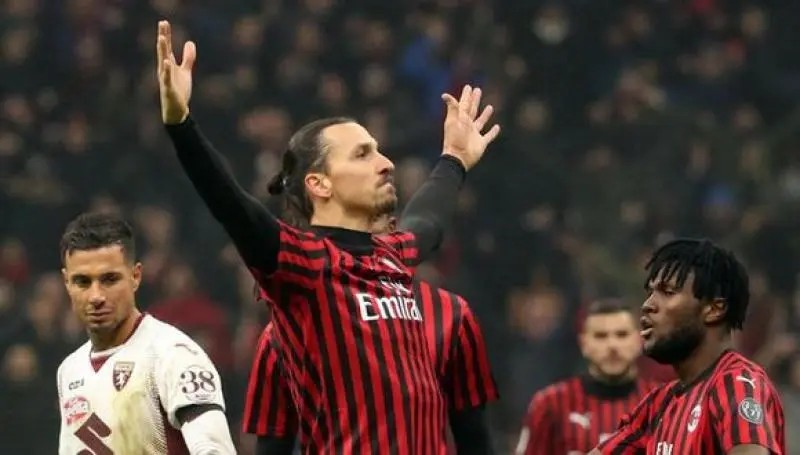 Ibrahimovic doblará su sueldo en Milán hasta los 40