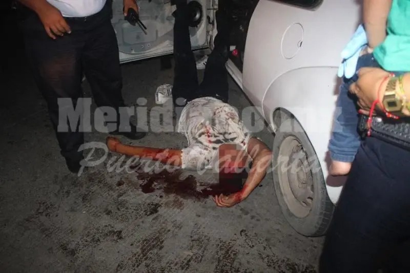 ¡siete personas heridas en terrible choque  y volcadura!