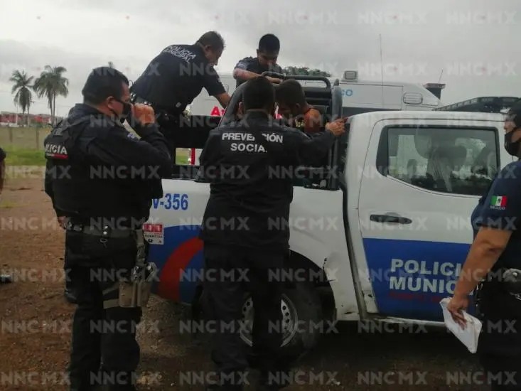 Puerto Vallarta. Intentaba aventarse de un edificio