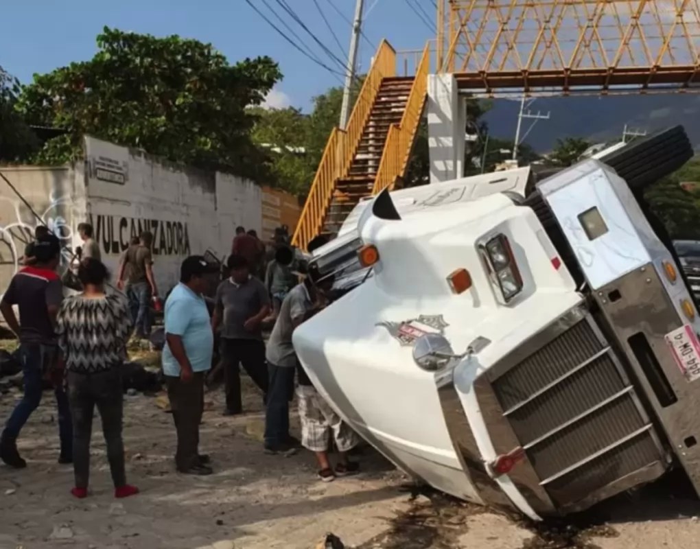 Exceso de velocidad, causa de la tragedia migrante en Chiapas: FGR