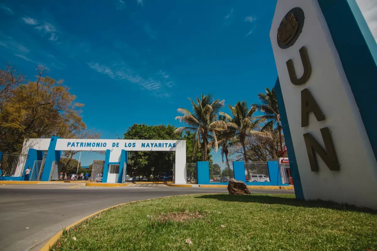 Tendrán trabajadores de la UAN una Feliz Navidad