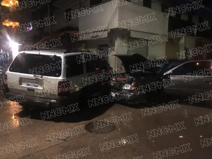 Encontronazo en el centro del pitillal