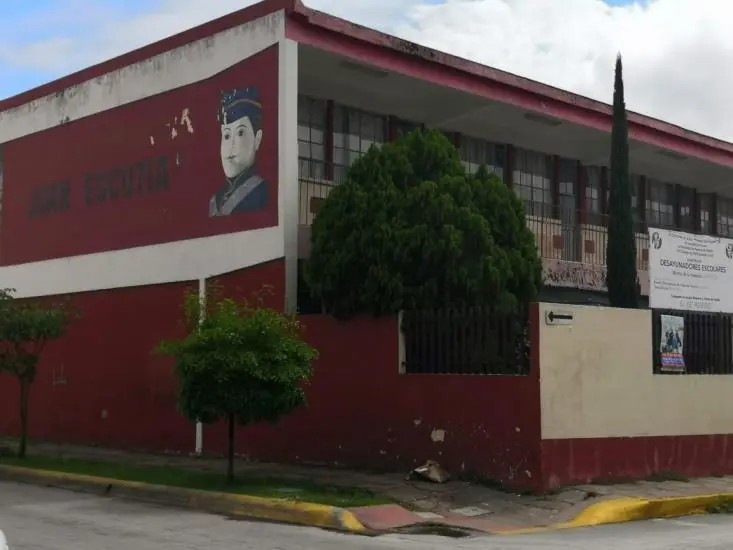 Tepic. Aprende en Casa es difícil para padres que trabajan