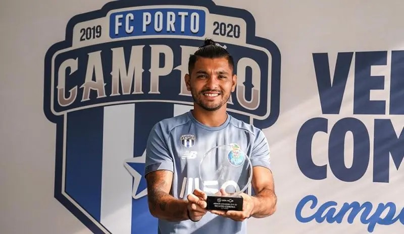\"Tecatito\" resaltó su felicidad al ser nombrado MVP en Portugal