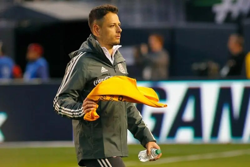 \"Chicharito\" Hernández sufre millonaria devaluación