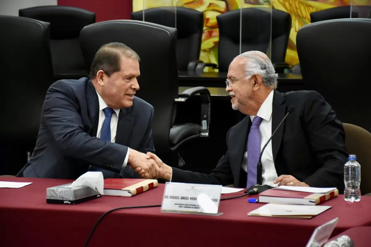 \"Nos une la vocación de servicio\": Reiteran Poderes compromiso con los nayaritas