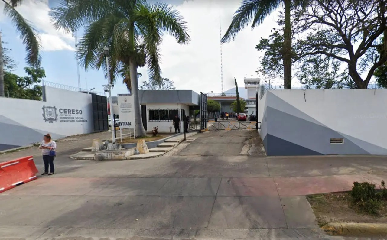 Nayarit. Trasladan a ex Magistrado Pedro Enríquez Soto a un hospital