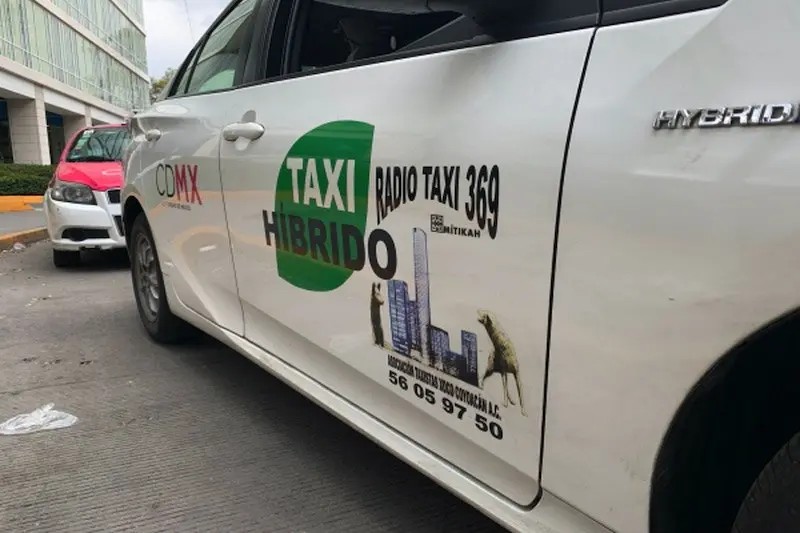 Ante nueva normalidad, entregarán créditos a taxistas, meseros y tianguistas en CDMX