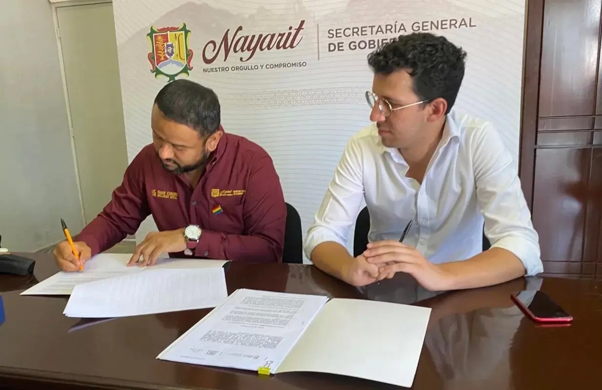 Firma Inclusión Social convenio con Amicus para visibilizar violencia contra personas LGBT+