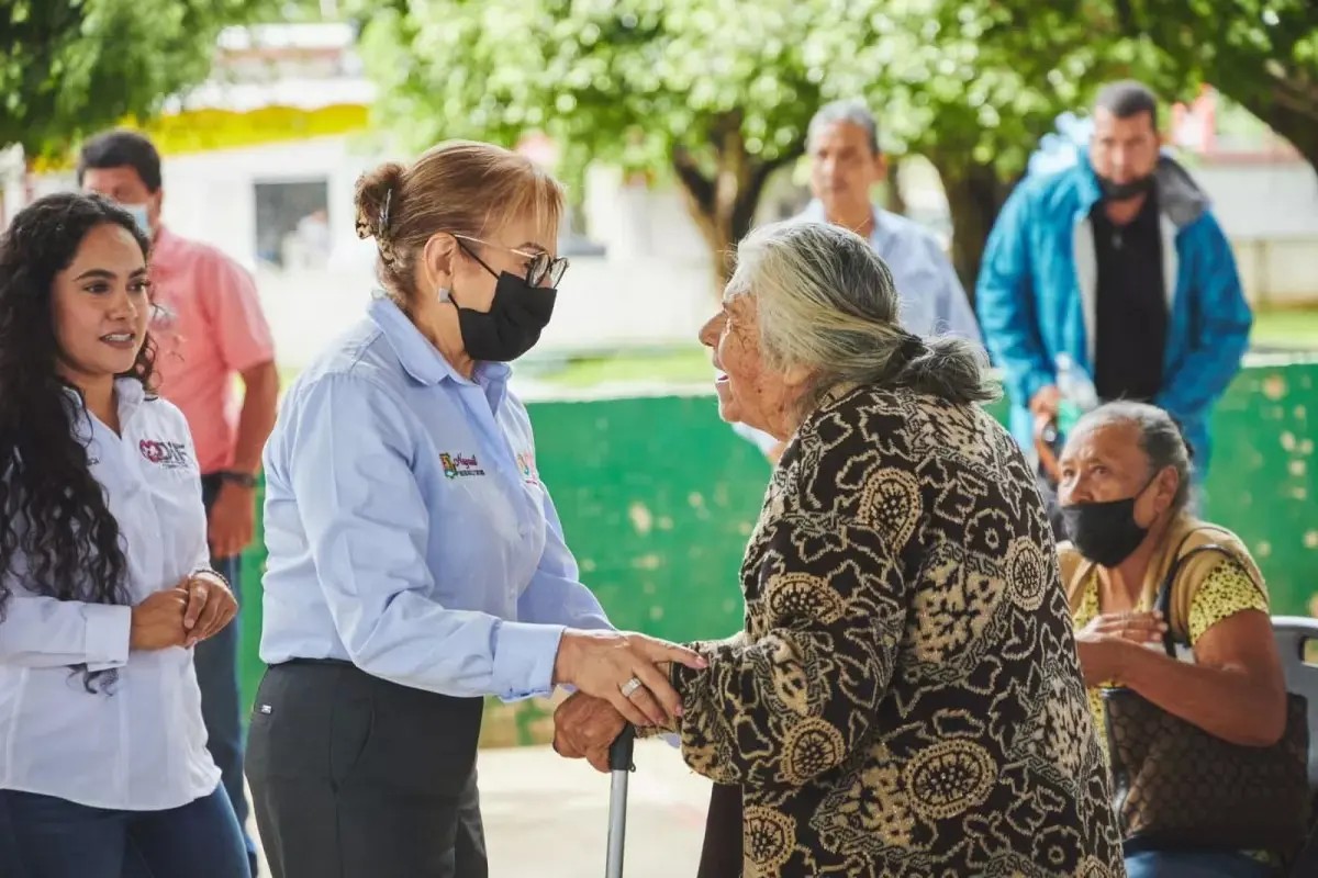 Lleva DIF Nayarit alimentación y bienestar a Compostela