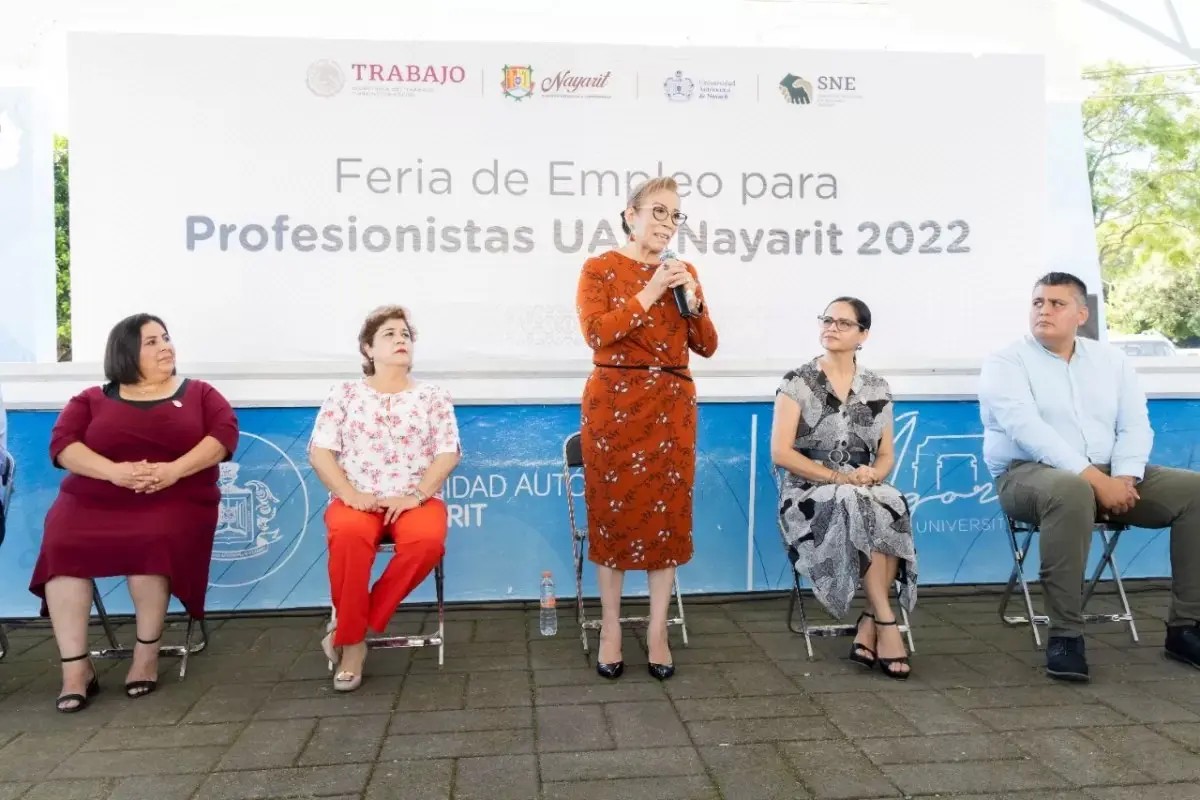 Empleo, bienestar y desarrollo para las y los universitarios: Beatriz Estrada