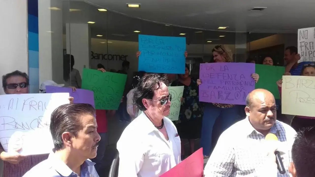 Corren a líder sindical de la UAN por \"aviador\"