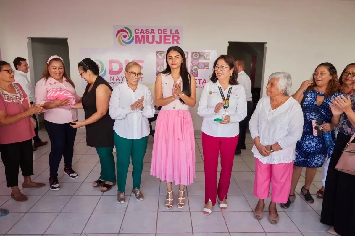 Inaugura DIF Nayarit \"casa de la mujer\" en Acaponeta