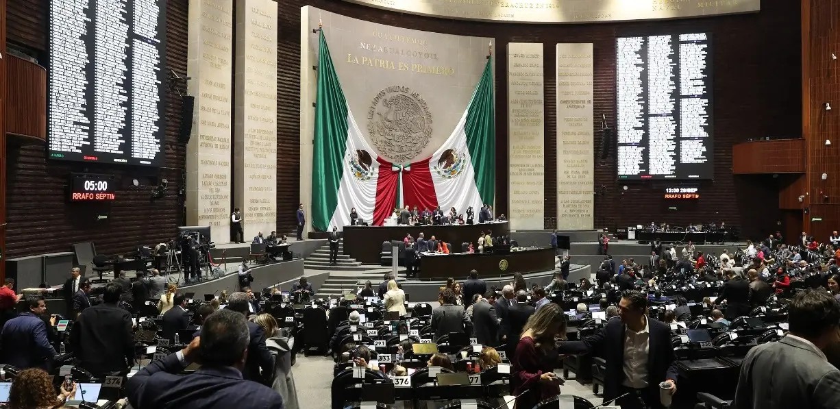 Diputados extinguen el INSABI