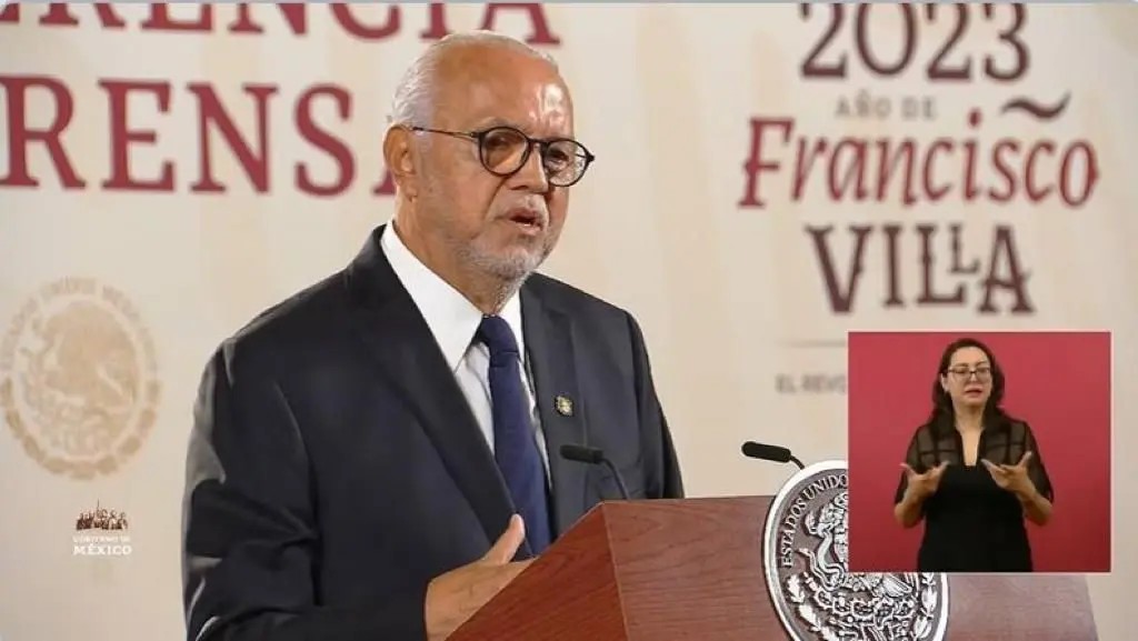 Expone Navarro Quintero beneficios del nuevo modelo en Salud