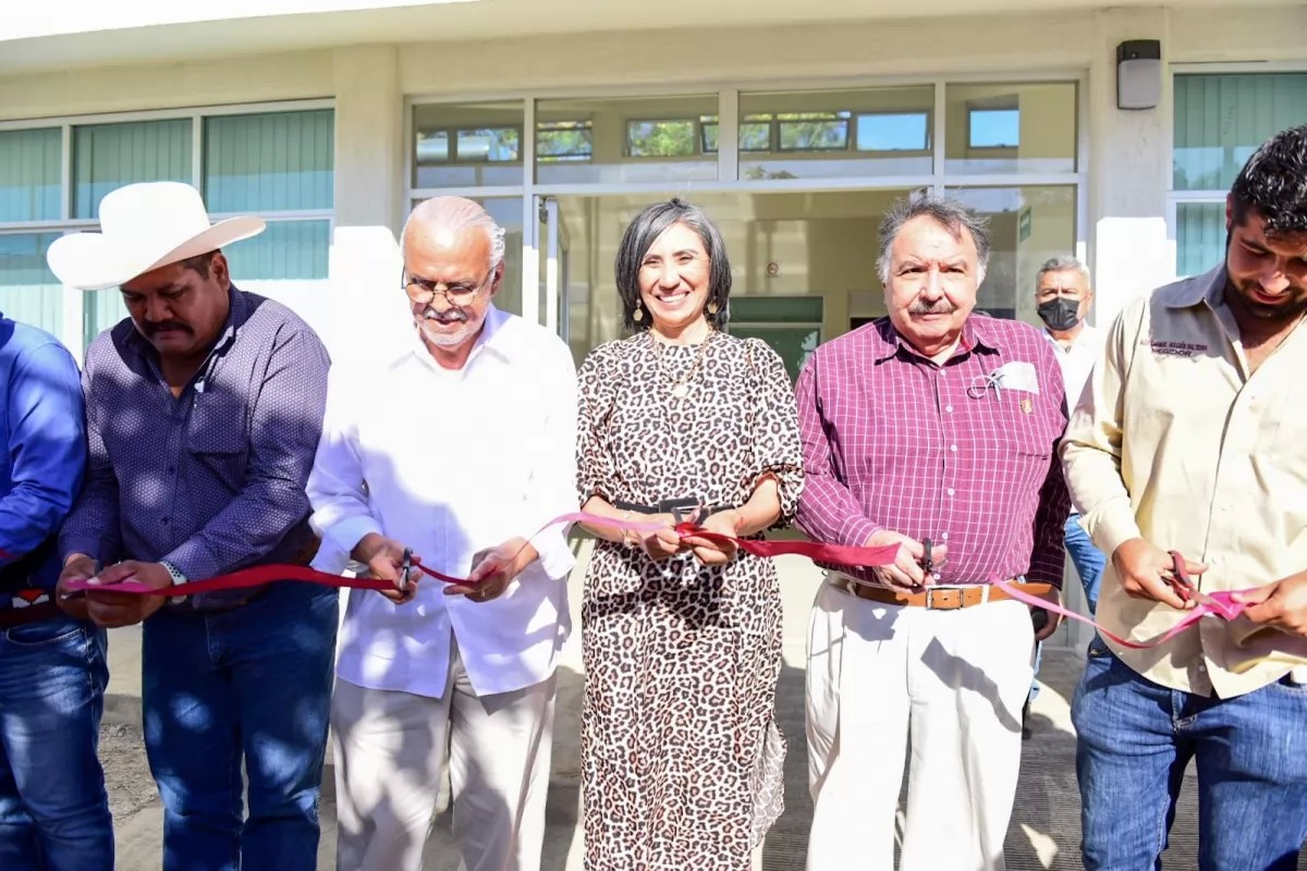 El desarrollo y obras para la buena convivencia llegan a Santa María del Oro