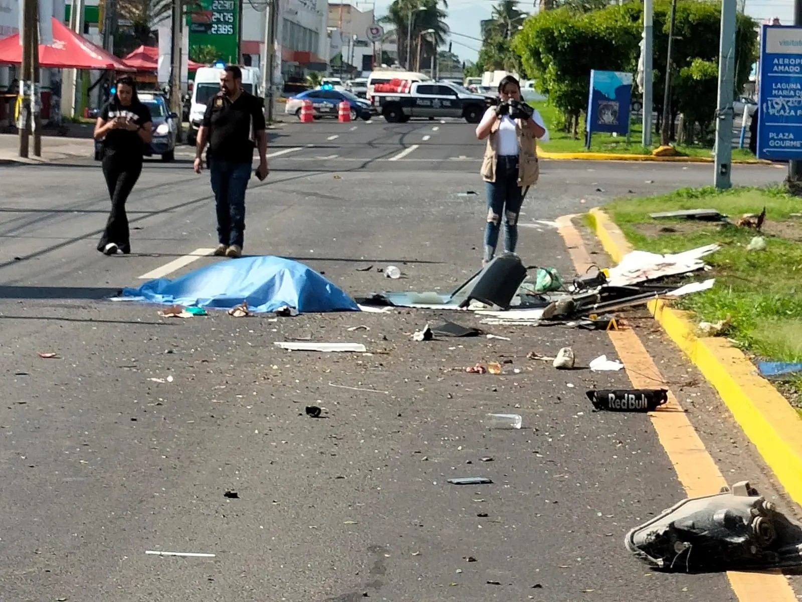 GALERÍA: Trágico accidente en Tepic deja dos muertos y varios heridos