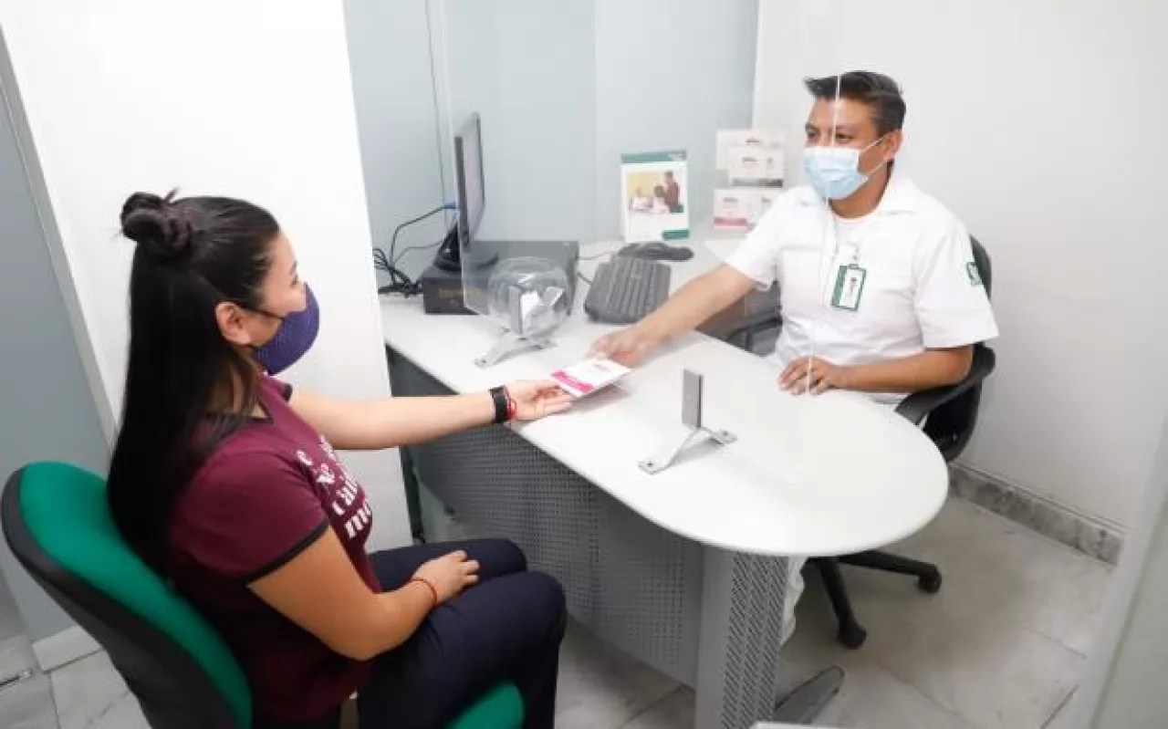 Desmiente IMSS solicitud de certificado de vacunación para consultas