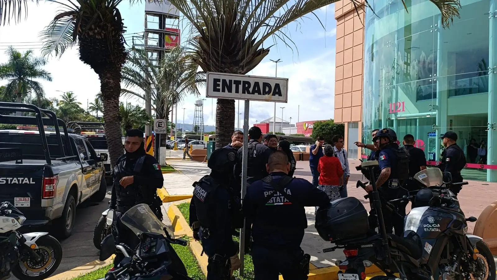 Otra vez asaltan a cuentahabientes al salir de bancoppel cigarrera