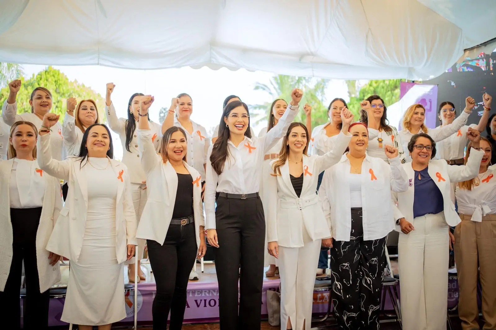 Firma Geraldine convenio con la Nacional Financiera para apoyar a mujeres empresarias