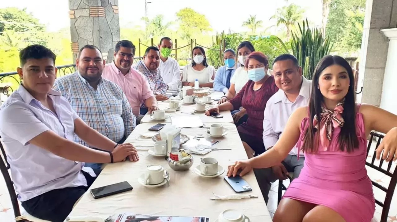 Regidores de Tepic ganan más que el gabinete de Navarro: Echeagaray