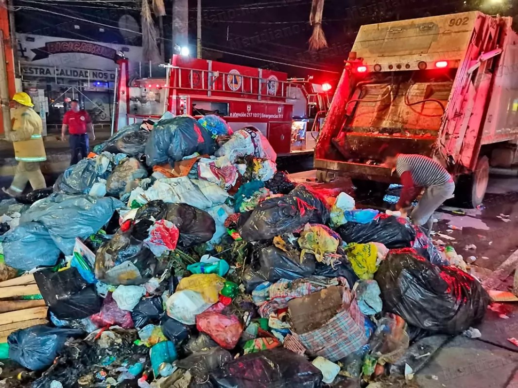 Ardió camión de basura