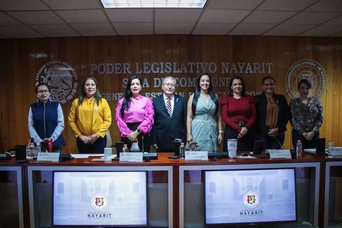 Es tarea del Congreso transparentar y dignificar la función pública