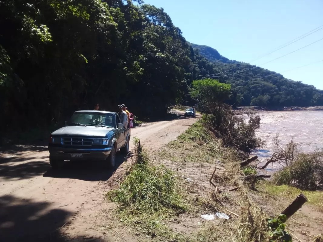 Restablecen acceso en el paso a El Venado en Ruiz