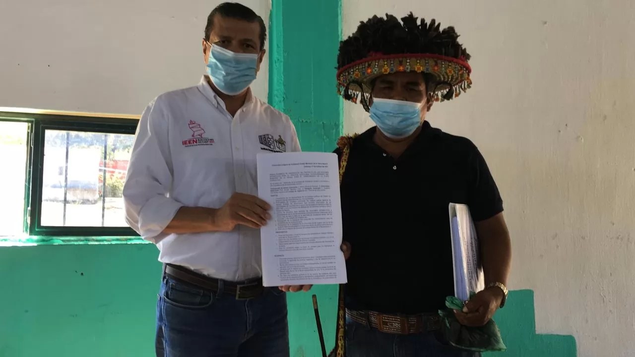 Acuerdan IEEN y pueblos originarios una elección pacífica en La Yesca