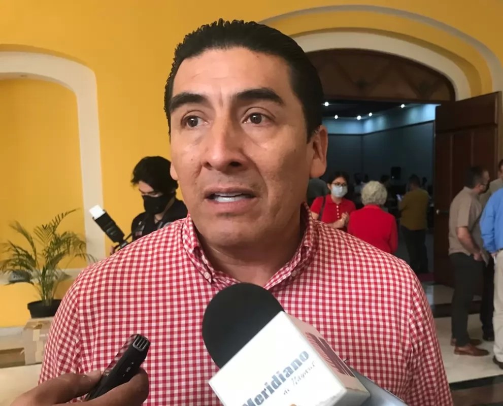 Servicios públicos y empleo son la prioridad de Toño Carrillo en Jala