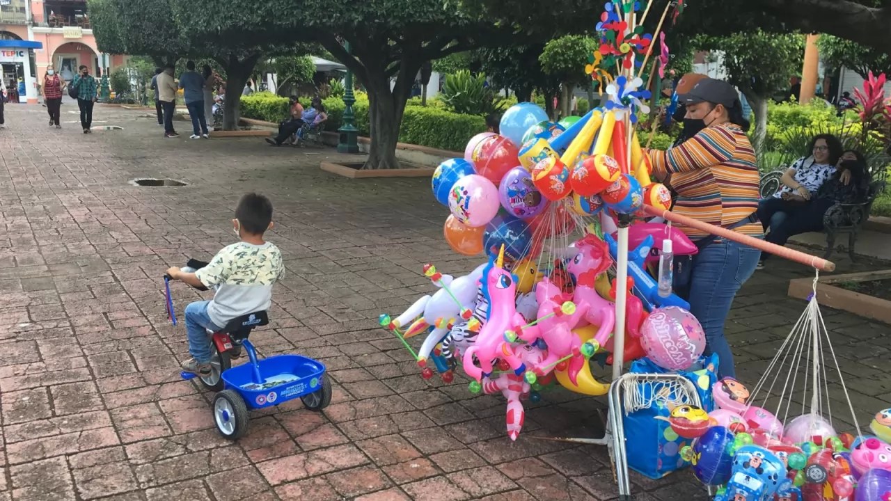 Retoma Tepic su nueva normalidad en semáforo amarillo