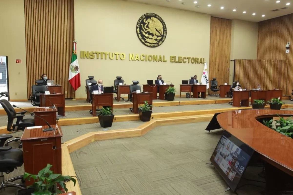 Sanciona INE al PT y Morena por financiamiento irregular